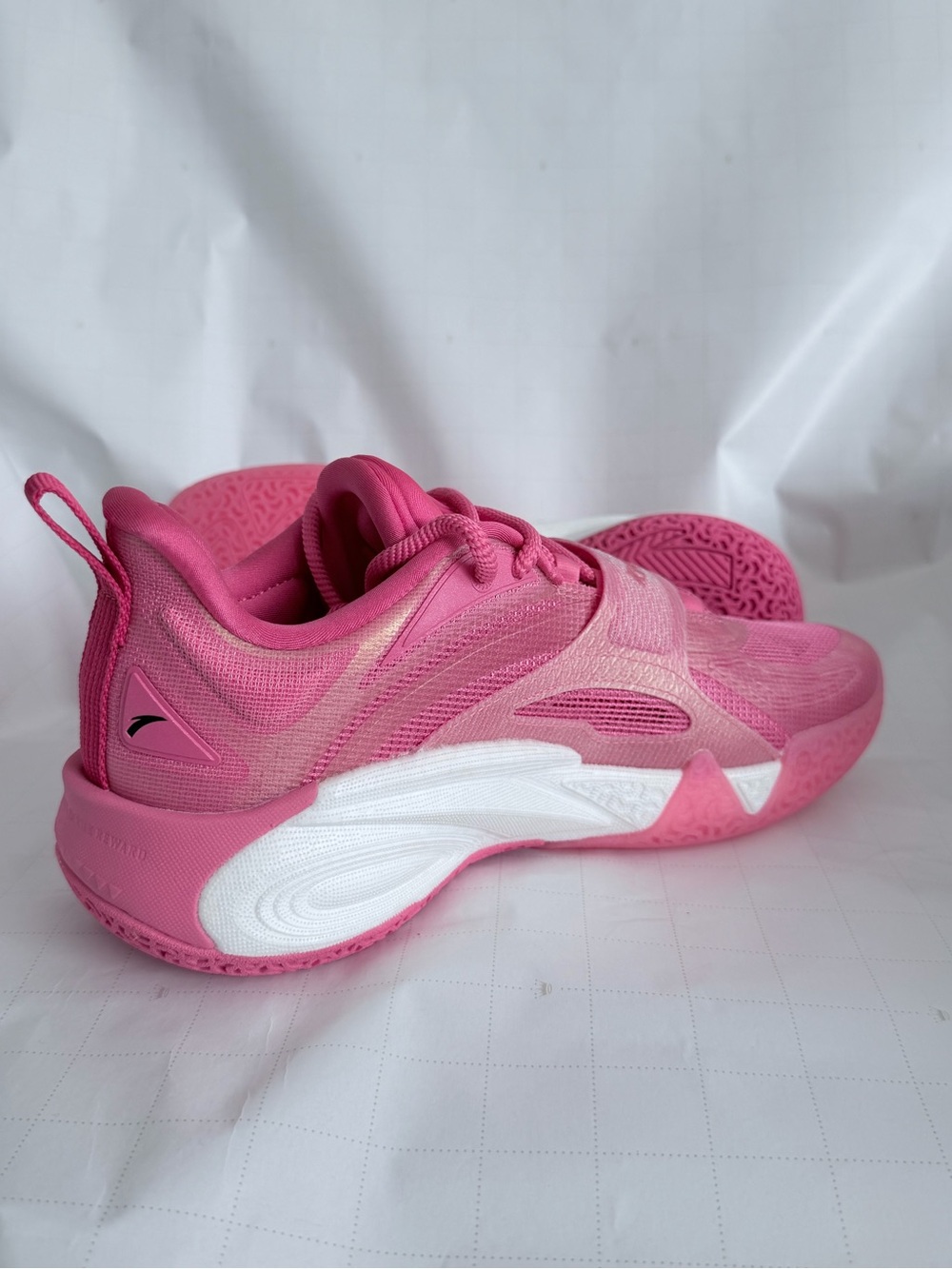 Nike Men's Pink Sneakers - Picture 4 of 4